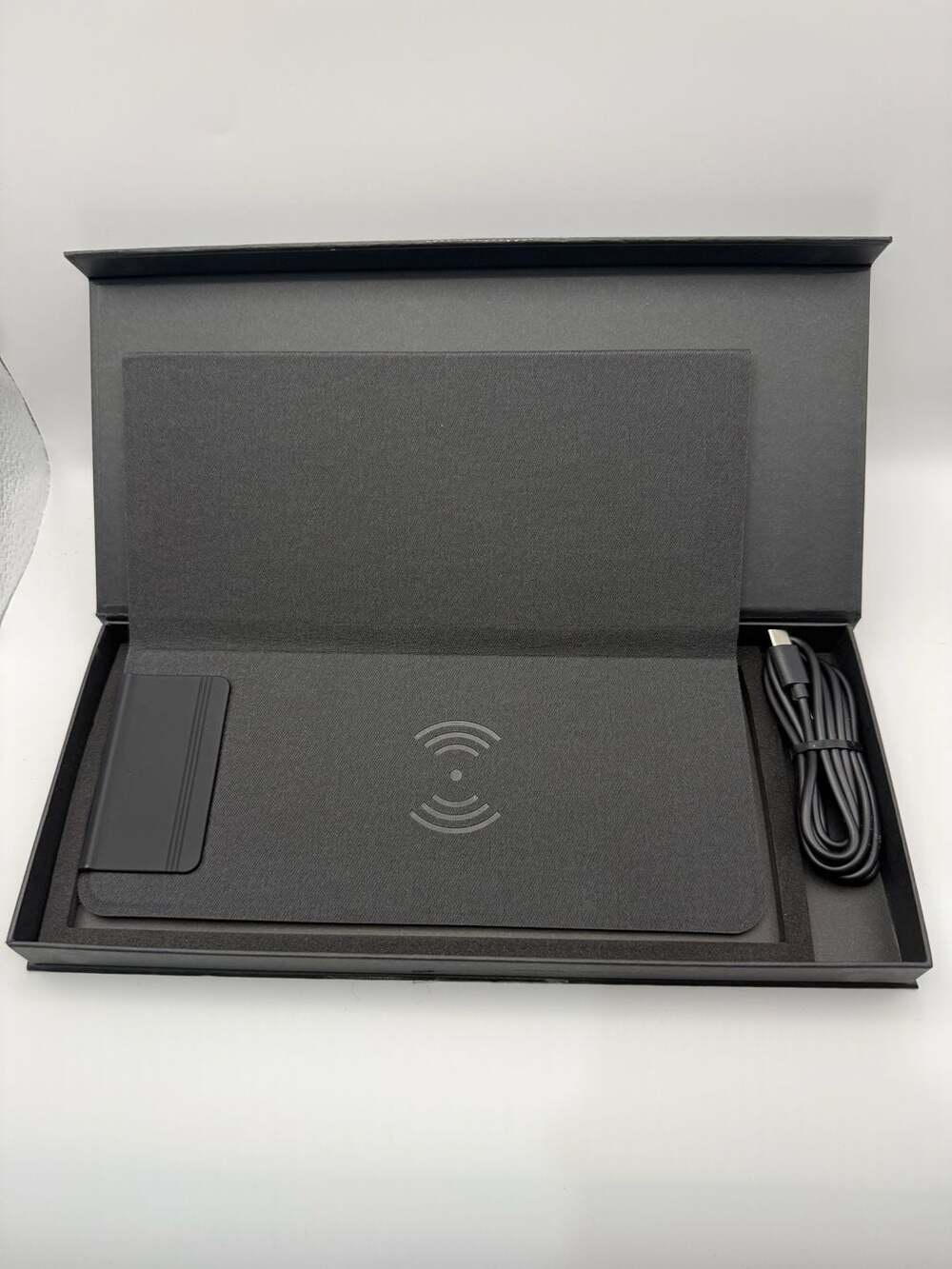 Innovative Design Wireless Charging Mouse Pad Black Faux Leather